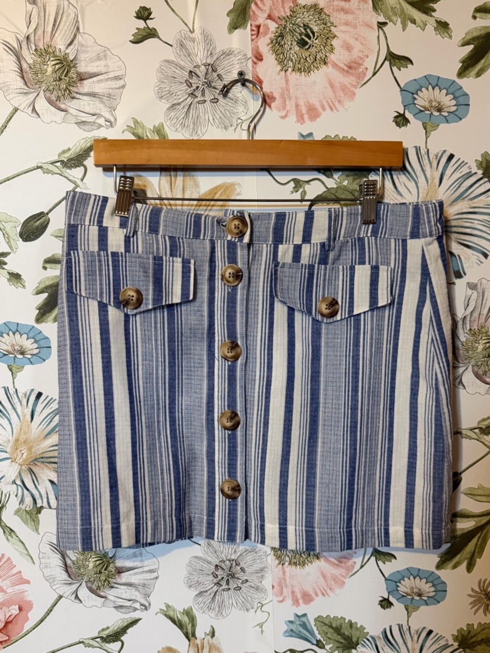 Women’s Blue & White Midi Striped Skirt – Size L